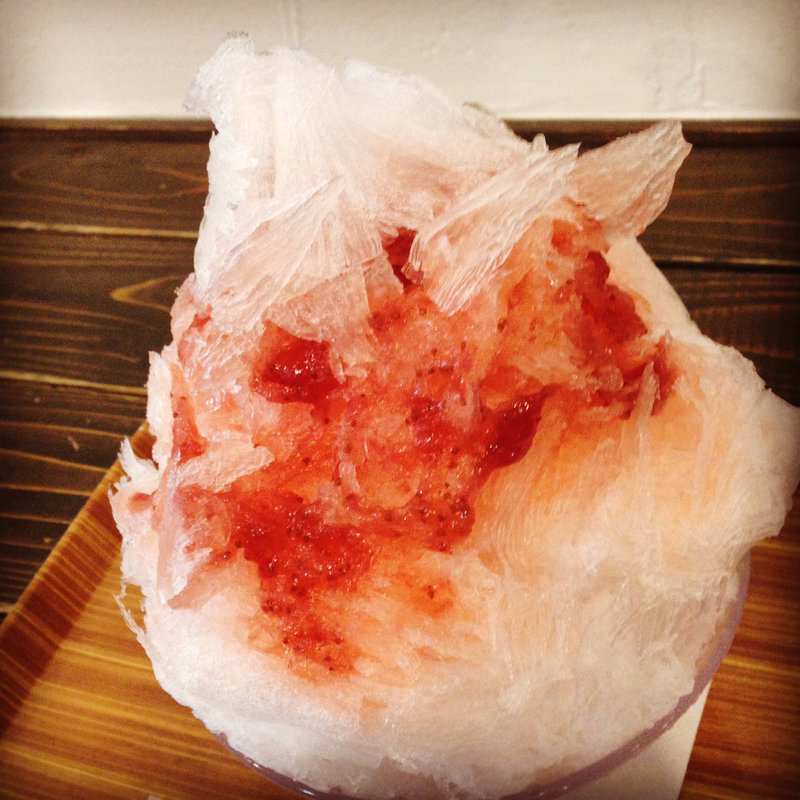 日光天然氷のカキ氷 スカイベリーソース(ヒルズカフェ （HillsCafe）)