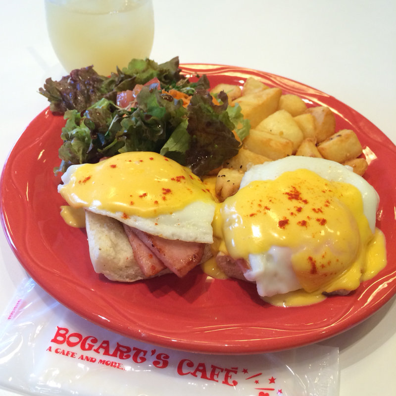 ハムベネディクト(ボガーツカフェ大阪堂島｜BOGART’S CAFE)