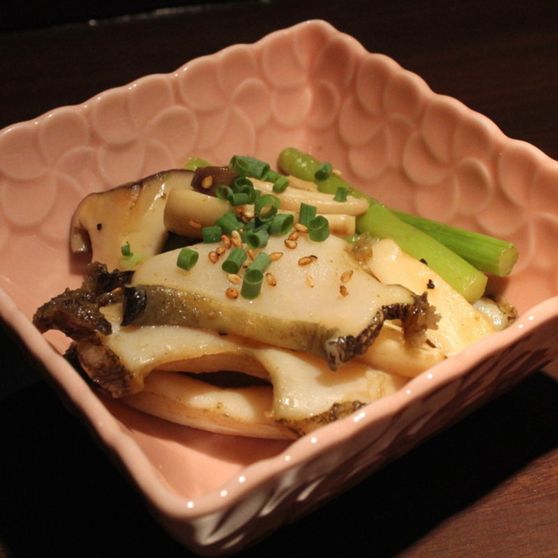 鮑のソテー(ホールちゃんの割烹)