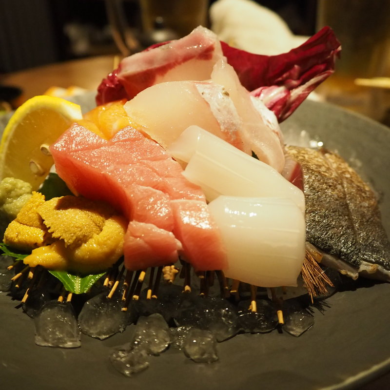 お造り盛り合わせ(漁すけ （ギョスケ）)