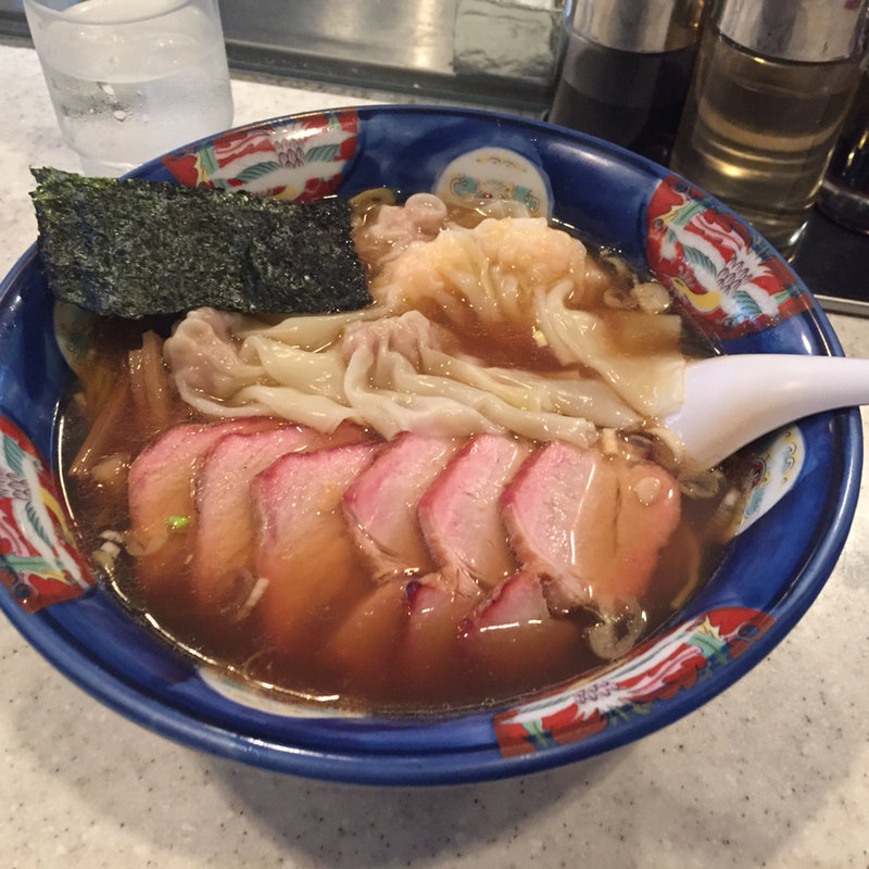 チャーシューミックスワンタン麺(支那そば たんたん亭)