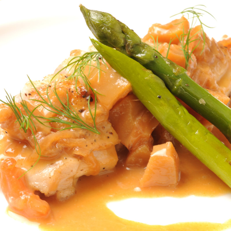 地鶏×オリーブとトマトのソース(一羽　軍鶏・鶏料理)