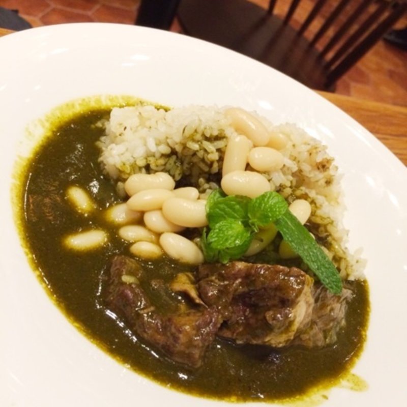 ラムの煮込みほうれん草カレー(マラケシュ グランツリー 武蔵小杉店 )