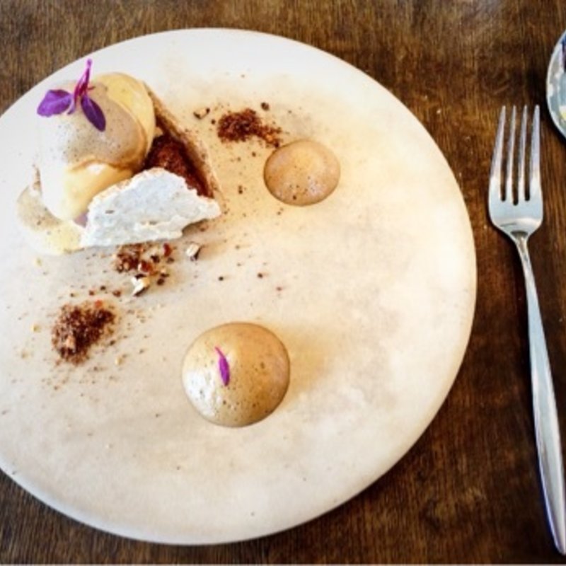 ビターなクレームショコラ/メレンゲ/アニスキャラメルアイス/カフェオレ(MARKT )