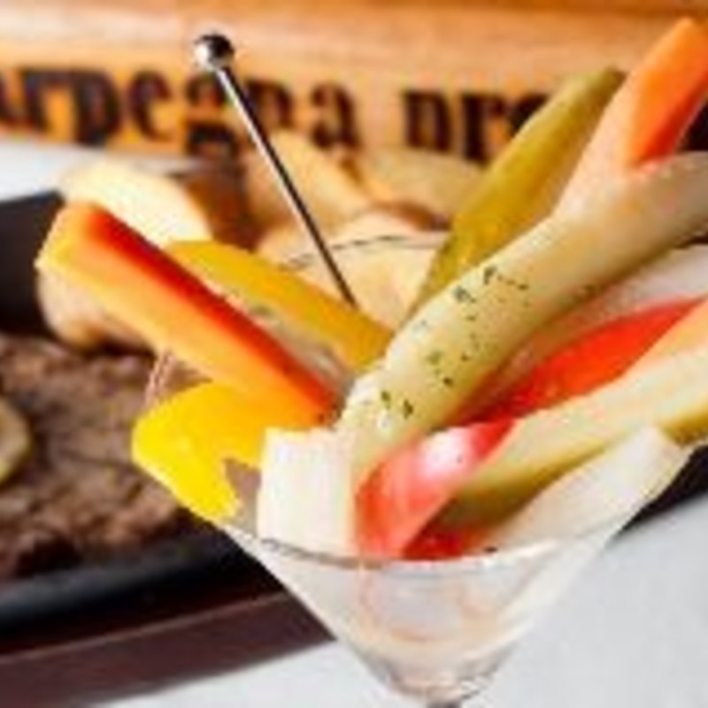 自家製ピクルス(バー B24 千葉中央)