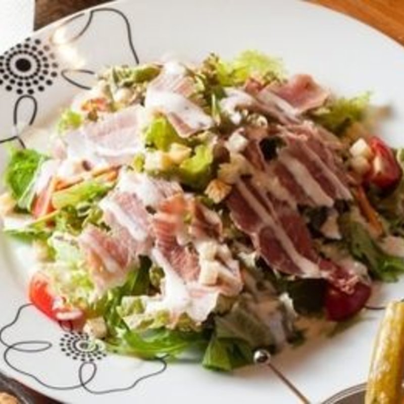 パルマ産生ハムのサラダ(バー B24 千葉中央)