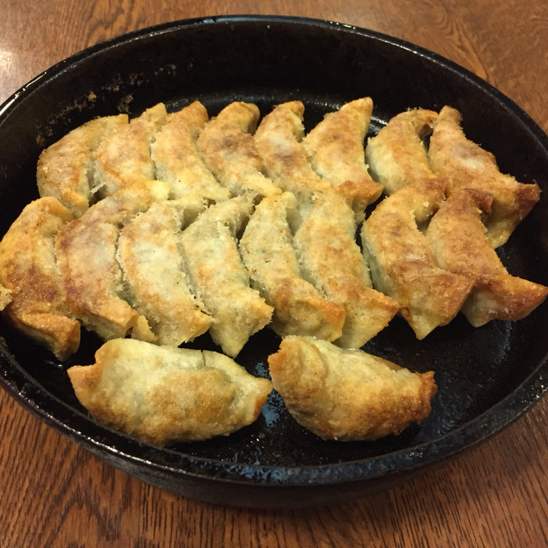 餃子定食(鉄なべ荒江 本店)