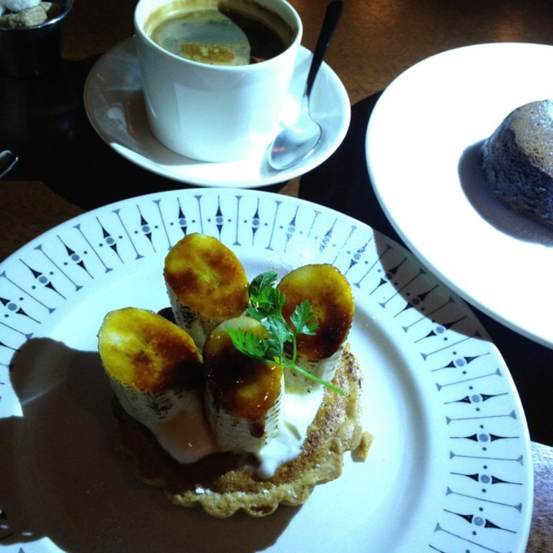 焦がしバナナのタルトレット(ウラエビス)