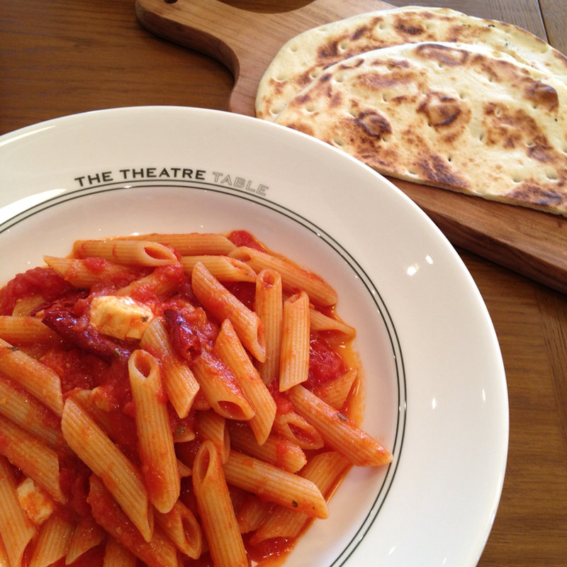 ペンネアラビアータ(THE THEATRE TABLE)