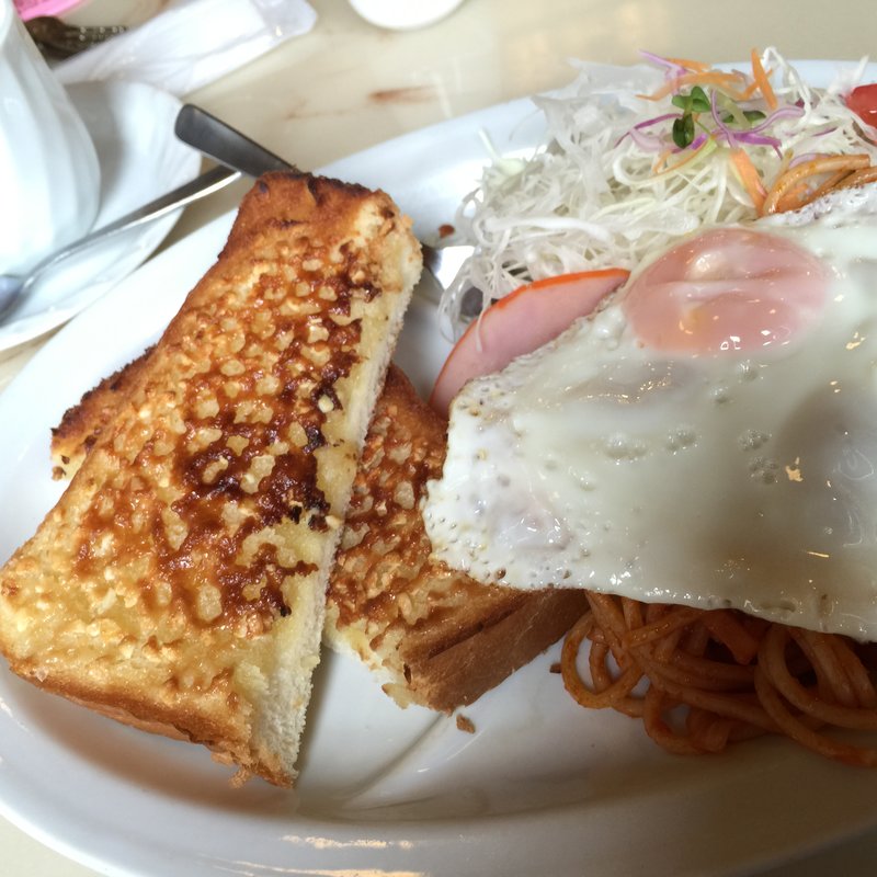 デラックスモーニングセット アーモンドトースト(ウィンザー )