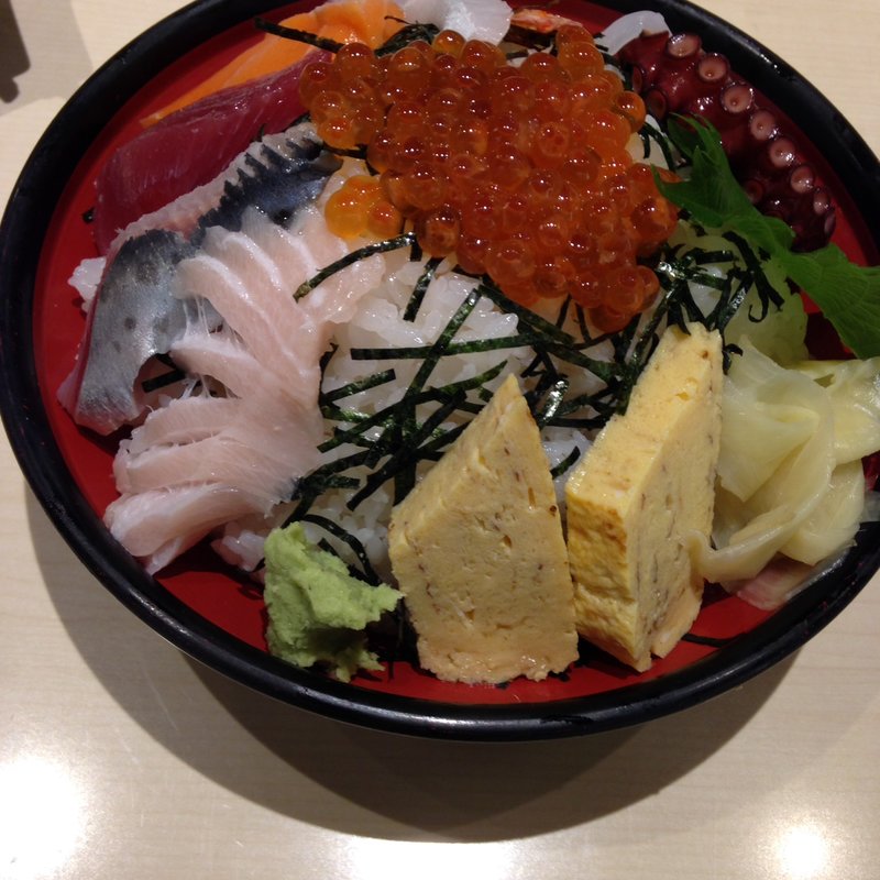 はなまる丼(寿司 う月 （すしうげつ）)