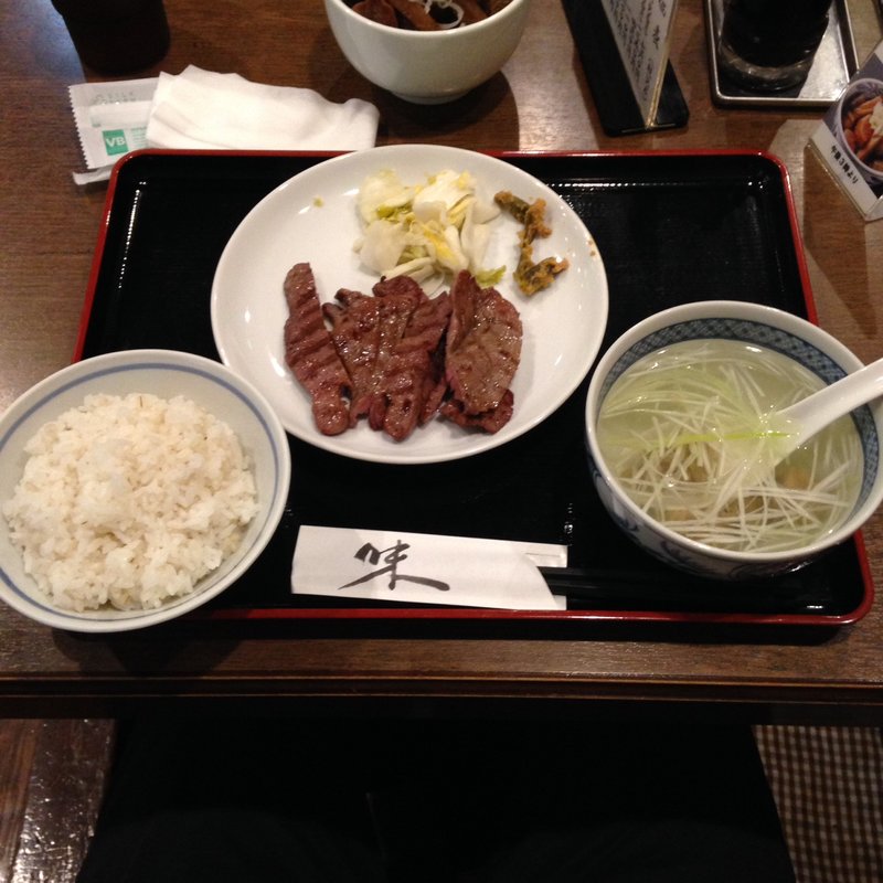 牛たん定食(牛たん 杉作)