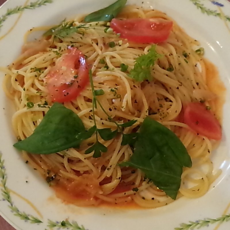 トマト味の軽いビィネガーのパスタ(ラ・テラス・クレオール （La terrasse Creole）)