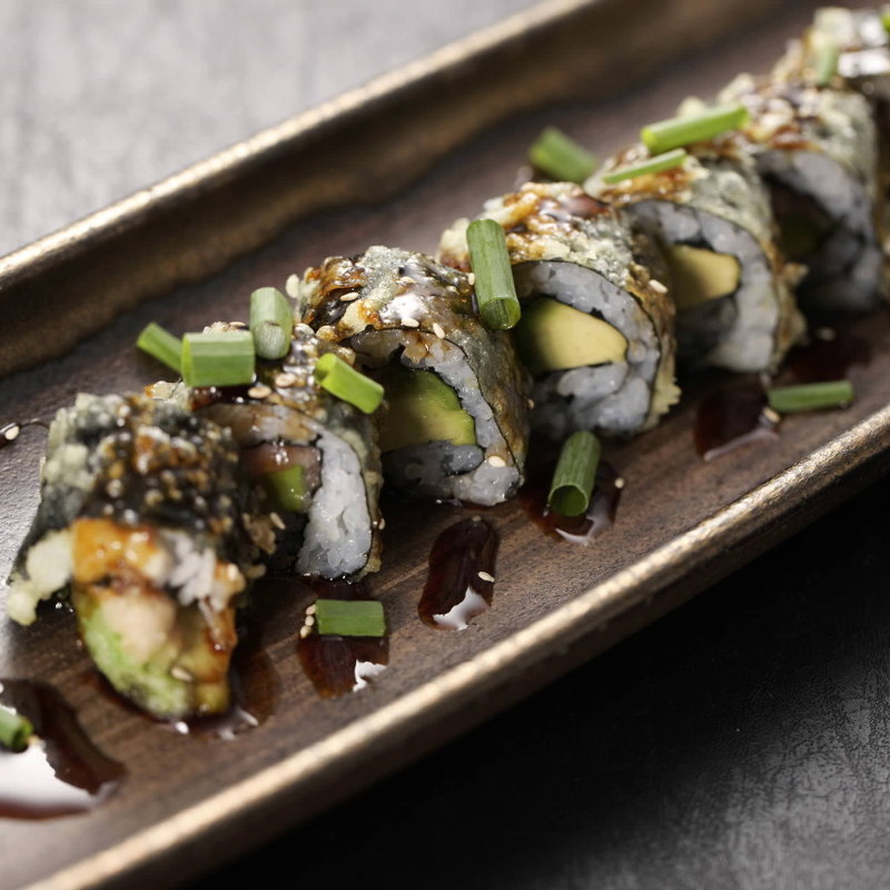 アボカドと鮪の天ぷらロール(音波 （おとは）)