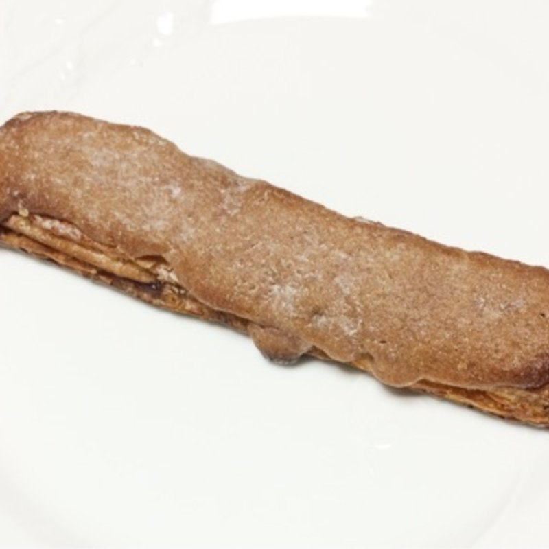 イチゴバトン(レフェクトワール （REFECTOIRE）)