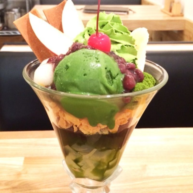 北条製餡ゆであずきと深緑抹茶パフェ(雨時々小豆 グランツリー武蔵小杉店)