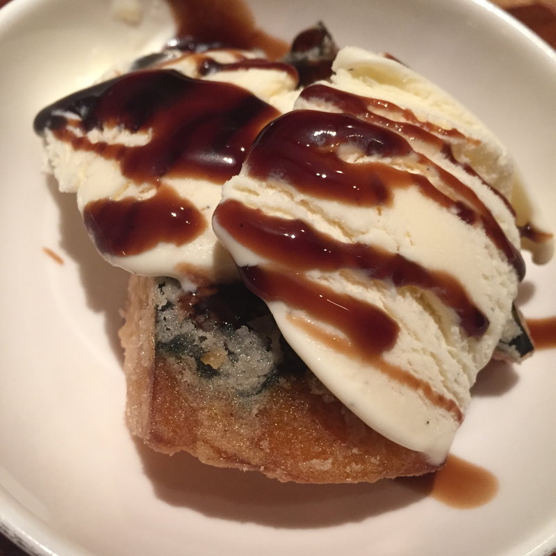 カボチャとバニラアイスのバルサミコソースがけ(鮨屋のうおきん 恵比寿店)