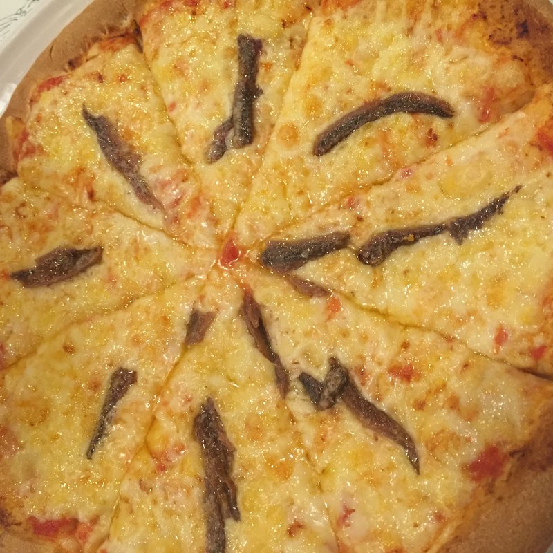 アンチョビピザMサイズ(ヒッコリーファーム)