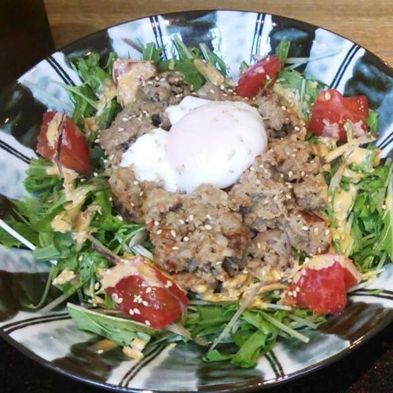 よもぎ生麩とつくねの照り焼き丼(カフェ ソラーレ Tsumugi LUCUA店 （カフェソラーレ ツムギ）)