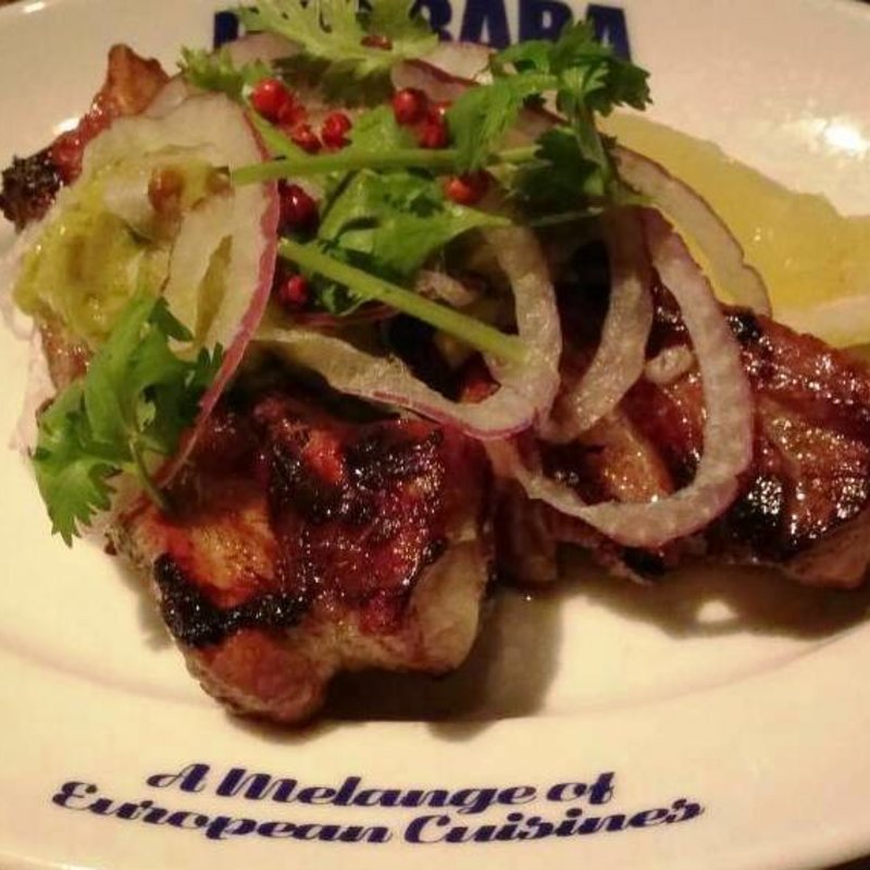 スペアリブのアボカドソース(バルバラマーケットプレイス　NU chayamachi店)