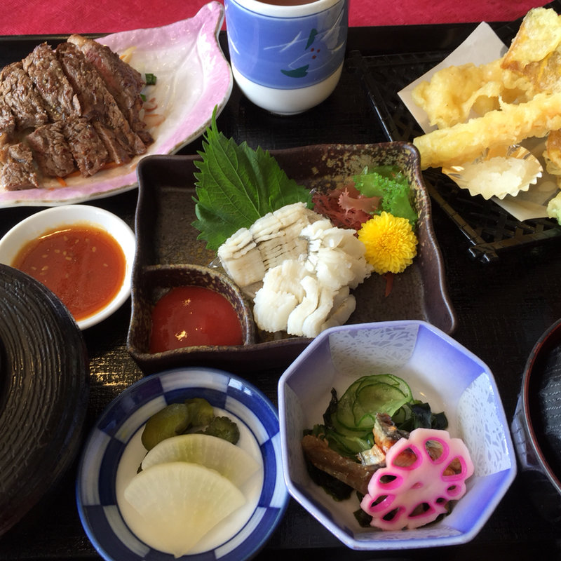 おすすめ御膳(三木セブンハンドレット倶楽部 レストラン )