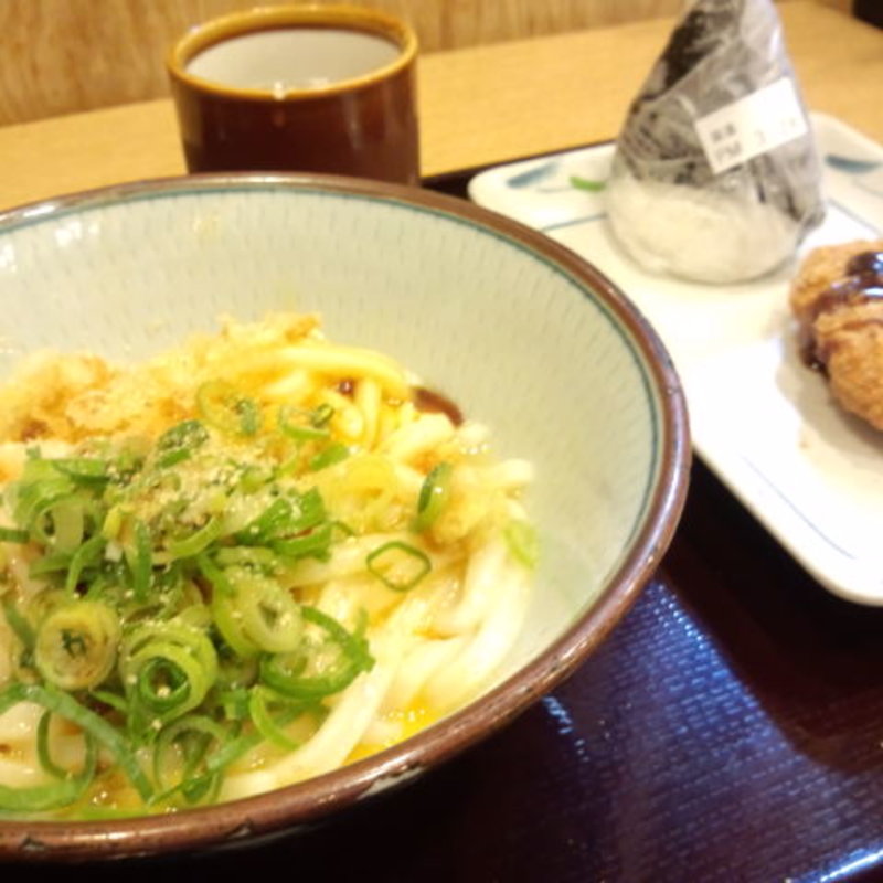 釜玉うどん(讃岐製麺 麦まる 横浜ＹＢＰ店)