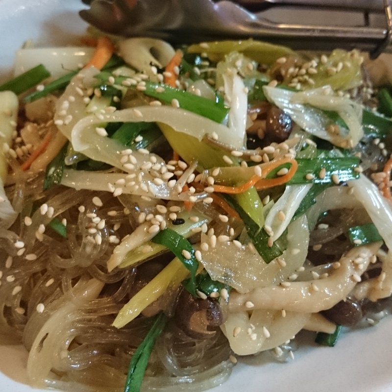 チャプチェ(韓国式鶏料理 どりどり)