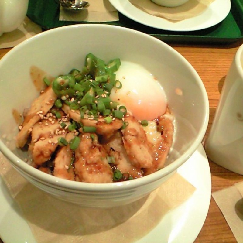 つくねの半熟卵丼 (カフェ ソラーレ ボーノ相模大野店 （CAFFE SOLARE）)