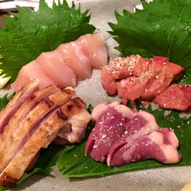 地鶏造り うまとら盛り(うまとら 天満本店)