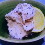 プレミアムジェラート　濃厚ミルクと完熟ライム(PICCOLOTTO & GREEN HOUSE Café［ピッコロット＆グリーンハウス］)
