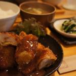 おひるごはんset(若鶏ムネ肉のサクサクチキンカツ)(cafe caho)