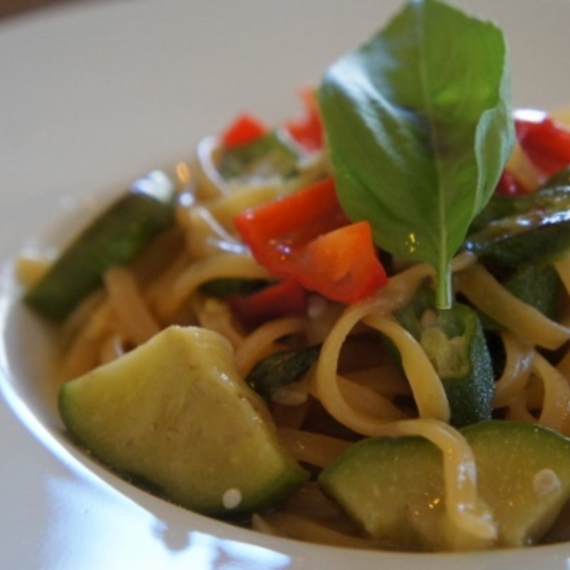 パスタとメインのコース(マーブル マーブル （marble marble）)