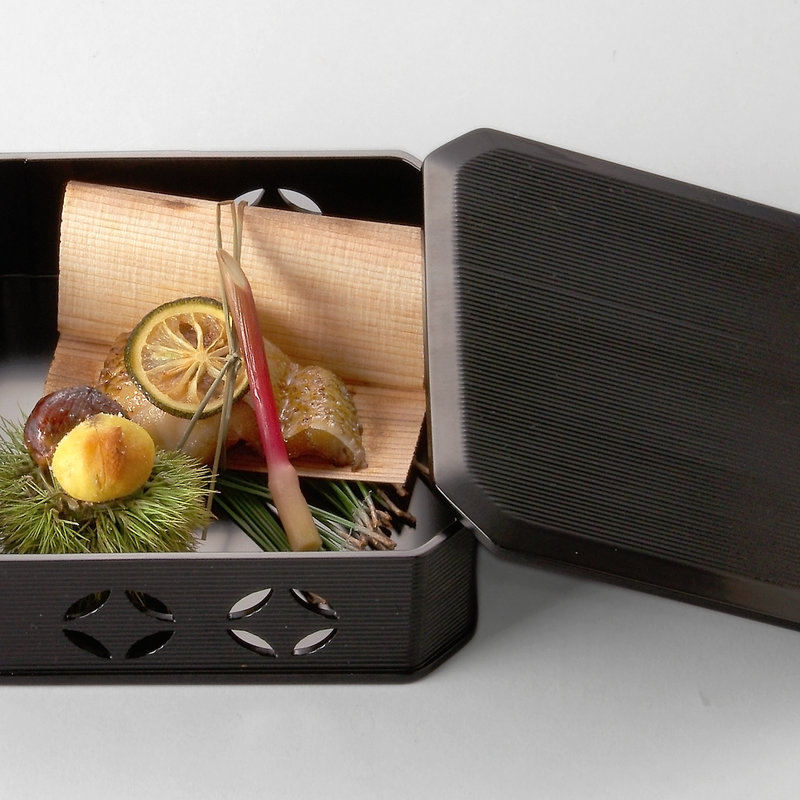 焼き物　鰆と栗(いしづか)