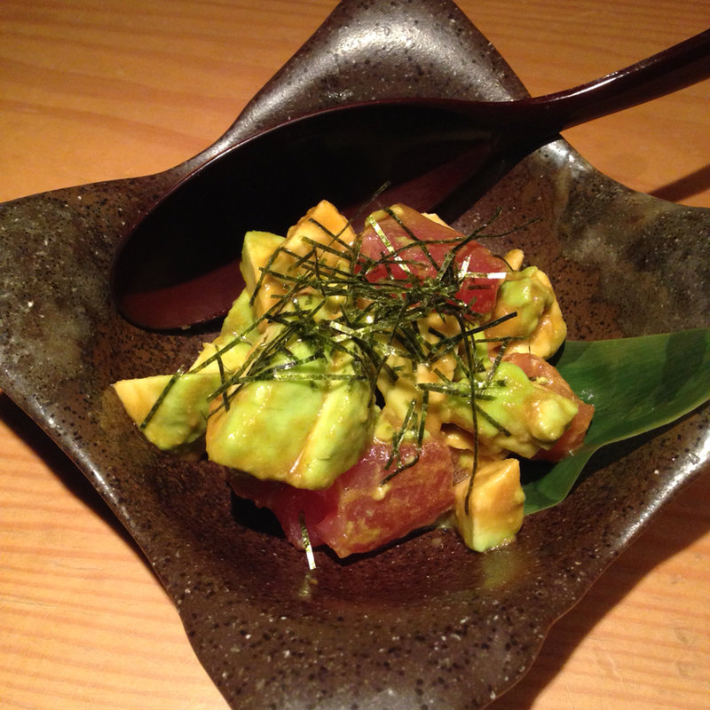 マグロとアボカドのサラダ(火の音水の音恵比寿店)