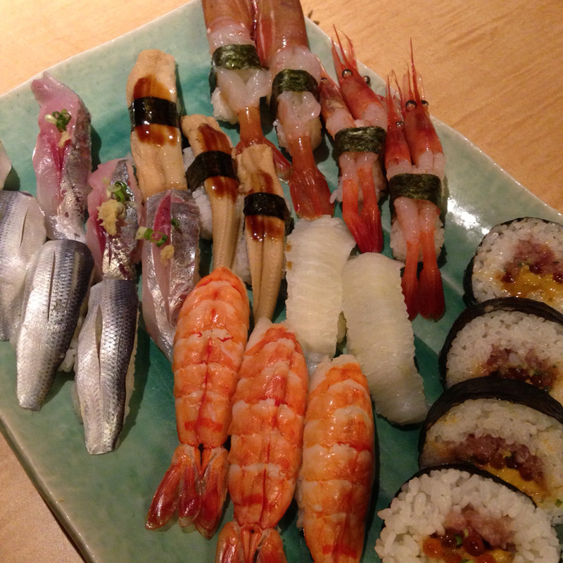 お寿司いろいろ(鮨乃家 八重洲店)