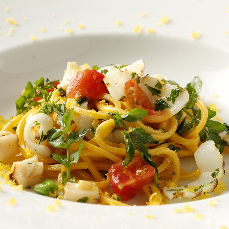 バヴェッテ　高菜　アオリイカグリル　セミドライトマト(イルデジデリオ)