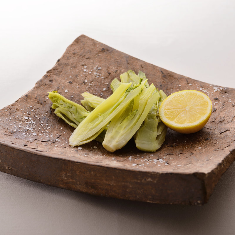 旬菜素材のフリットをレモンと岩塩でシンプルに(リストランテ イル バンビナッチョ)