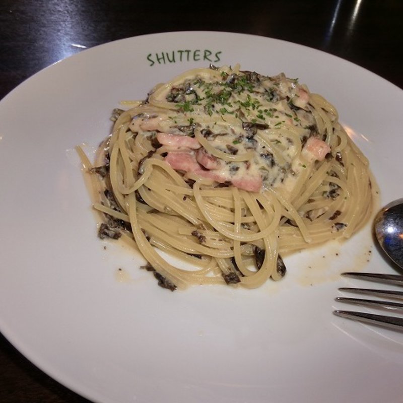 たかな漬けとベーコンのスパゲッティ (SHUTTERS 代官山)