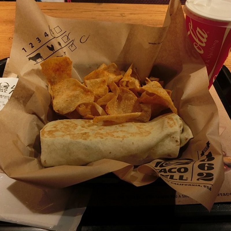 シュリンプ＆アボカドブリトー(タコベル 渋谷道玄坂店)