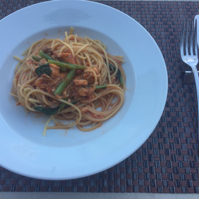 魚介と小松菜のトマトパスタ(BUON GRANDE ARIA)