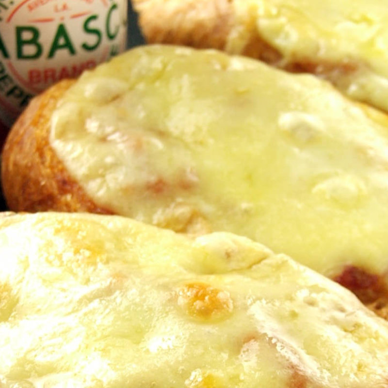 チーズトースト　アンチョビ(6sense千葉駅前店)