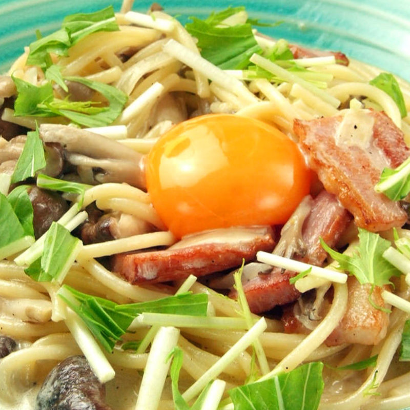 厚切りベーコンときのこのカルボナーラ(6sense千葉駅前店)