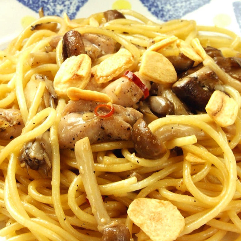 チキンときのこの和風ペペロンチーノ(6sense千葉駅前店)