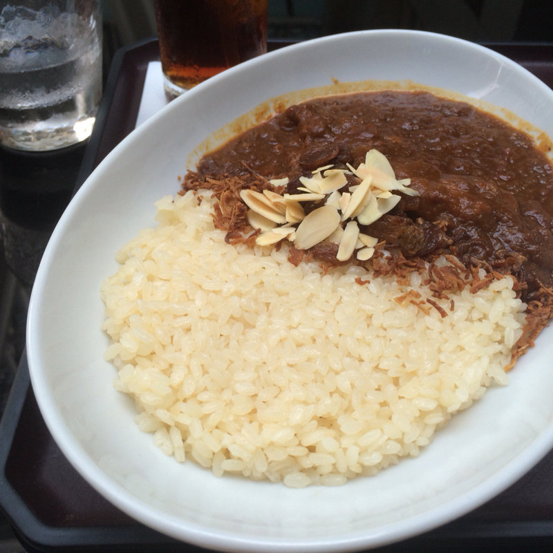 ザ・リッツ・カールトン オリジナルチキンカレー。 (ザ・ロビーラウンジ)