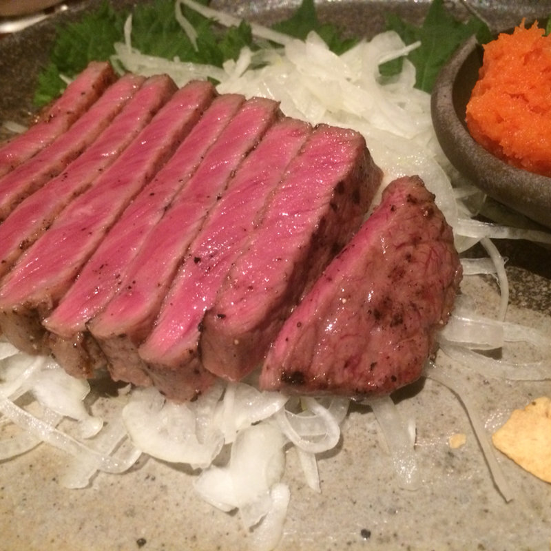 黒毛和牛A5ランクのタタキステーキ(焼肉処 哲)