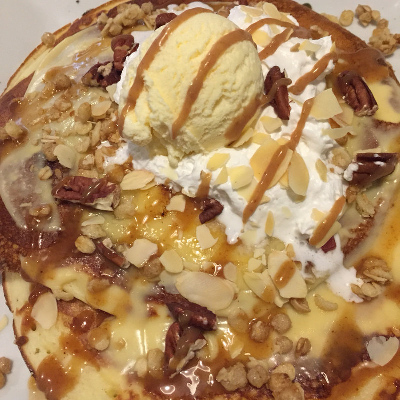 クレームブリュレパンケーキ(Very Berry Cafe 河原町二条店 （ヴェリーベリー カフェ）)