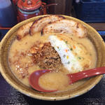 九州麦味噌炙りチャーシュー麺