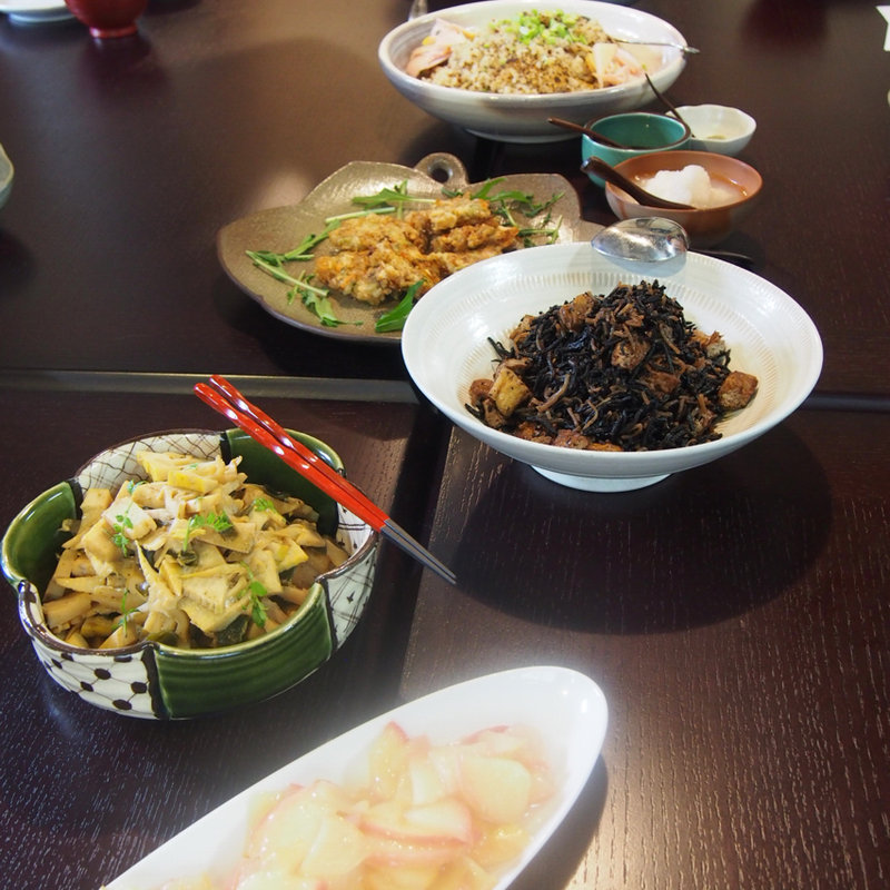 おなかまのご飯(おなかま )