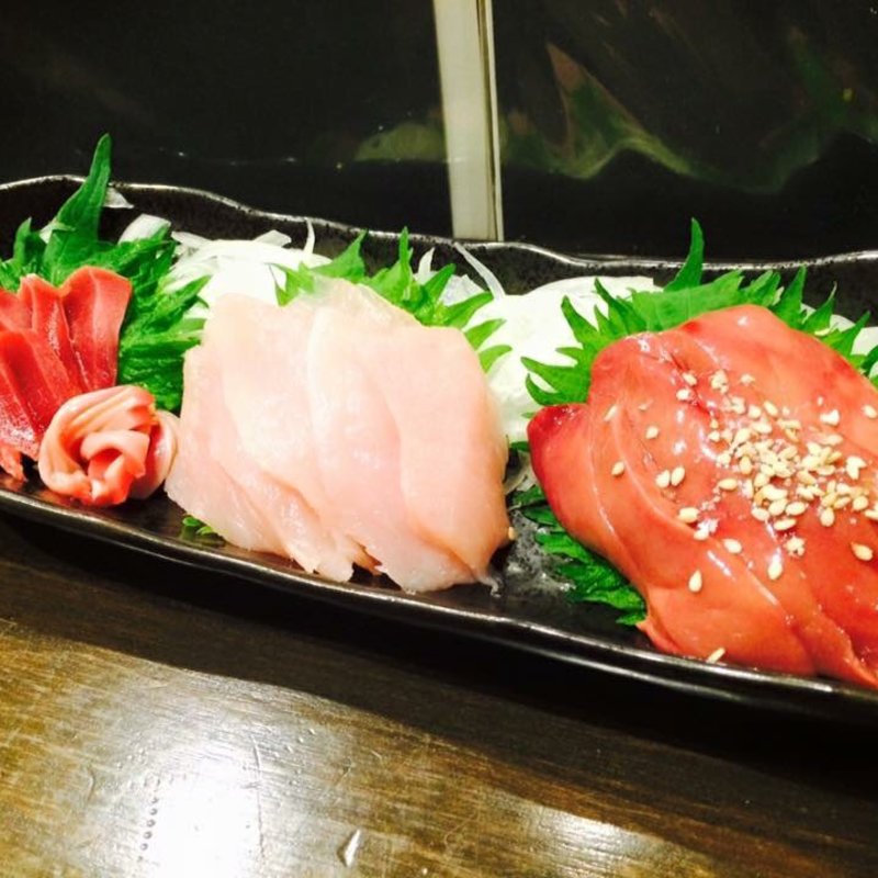 お造り盛り合わせ(焼匠 神田)