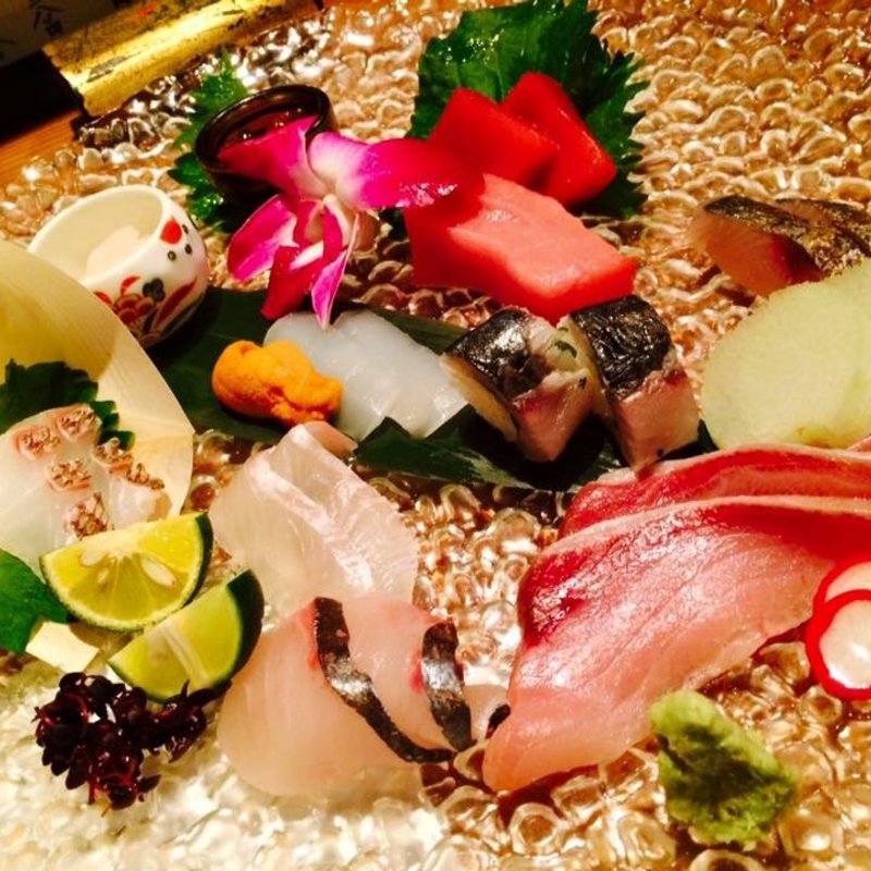 本日のお造り盛り合わせ(京橋 二刀流)